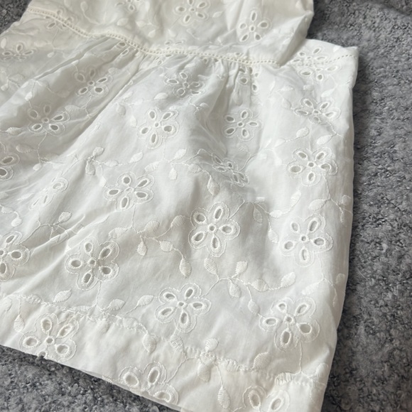 Cute girls top size 5-6 - Picture 4 of 7